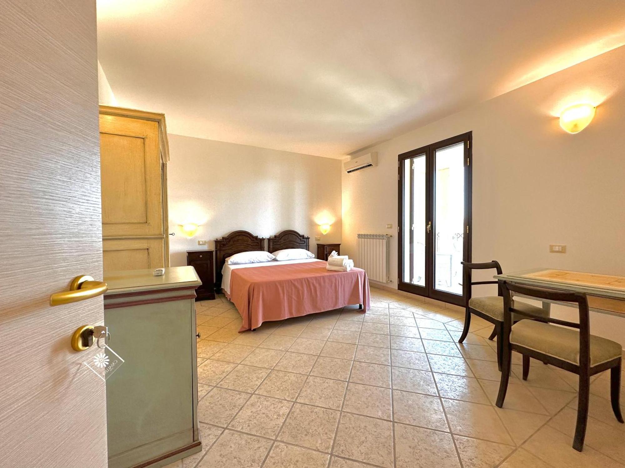 Casalusa Home Casamassella Kültér fotó